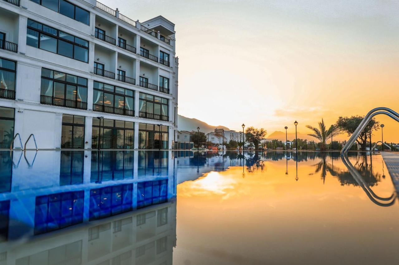 Agios Epiktitos Mc Palace Hotel Spa & Convention מראה חיצוני תמונה