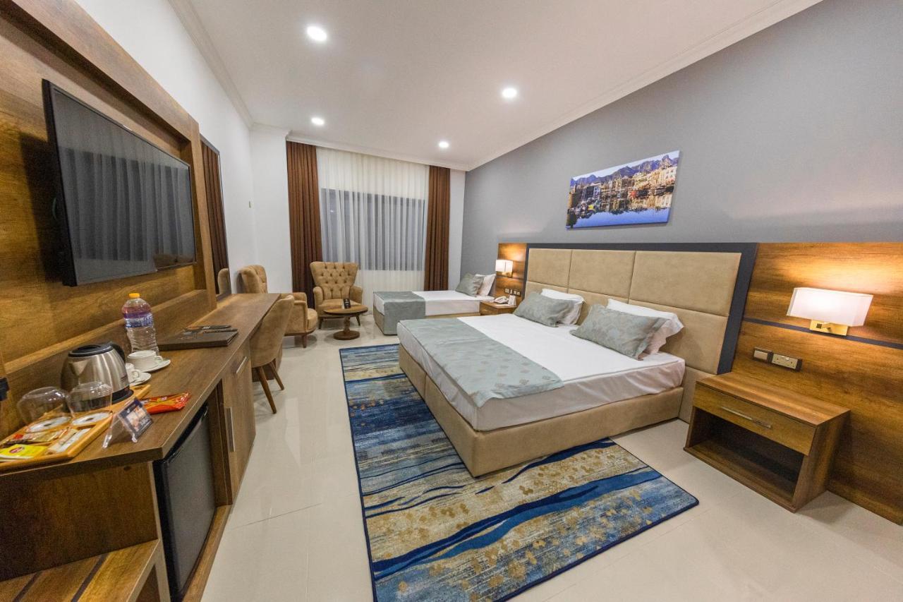 Agios Epiktitos Mc Palace Hotel Spa & Convention מראה חיצוני תמונה